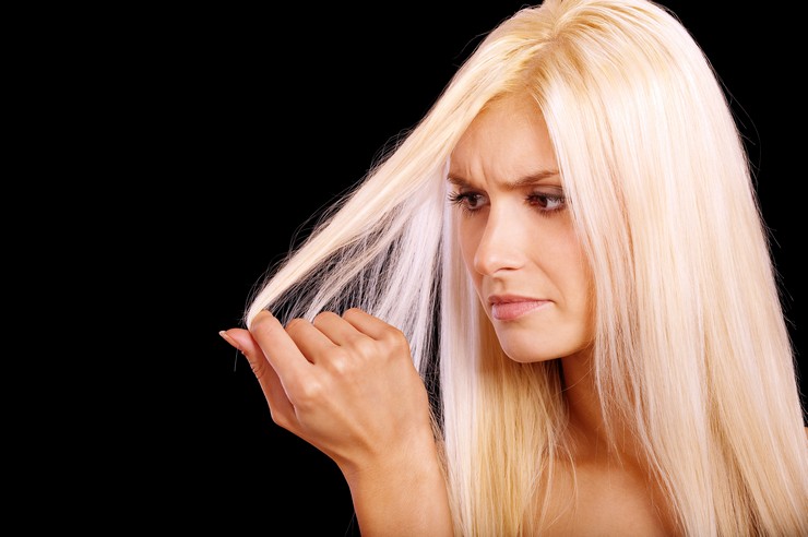 Почему волосы выпадают из-за нервов?